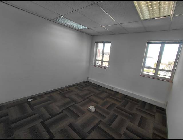186M² OFFICE TO LET IN BRYANSTON